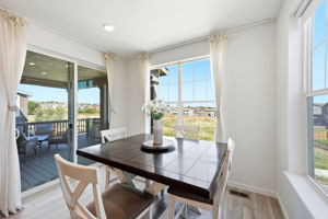 Breakfast Nook - Open Space Views