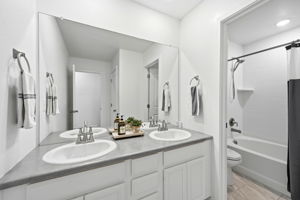 Full Bathroom - Upper Level