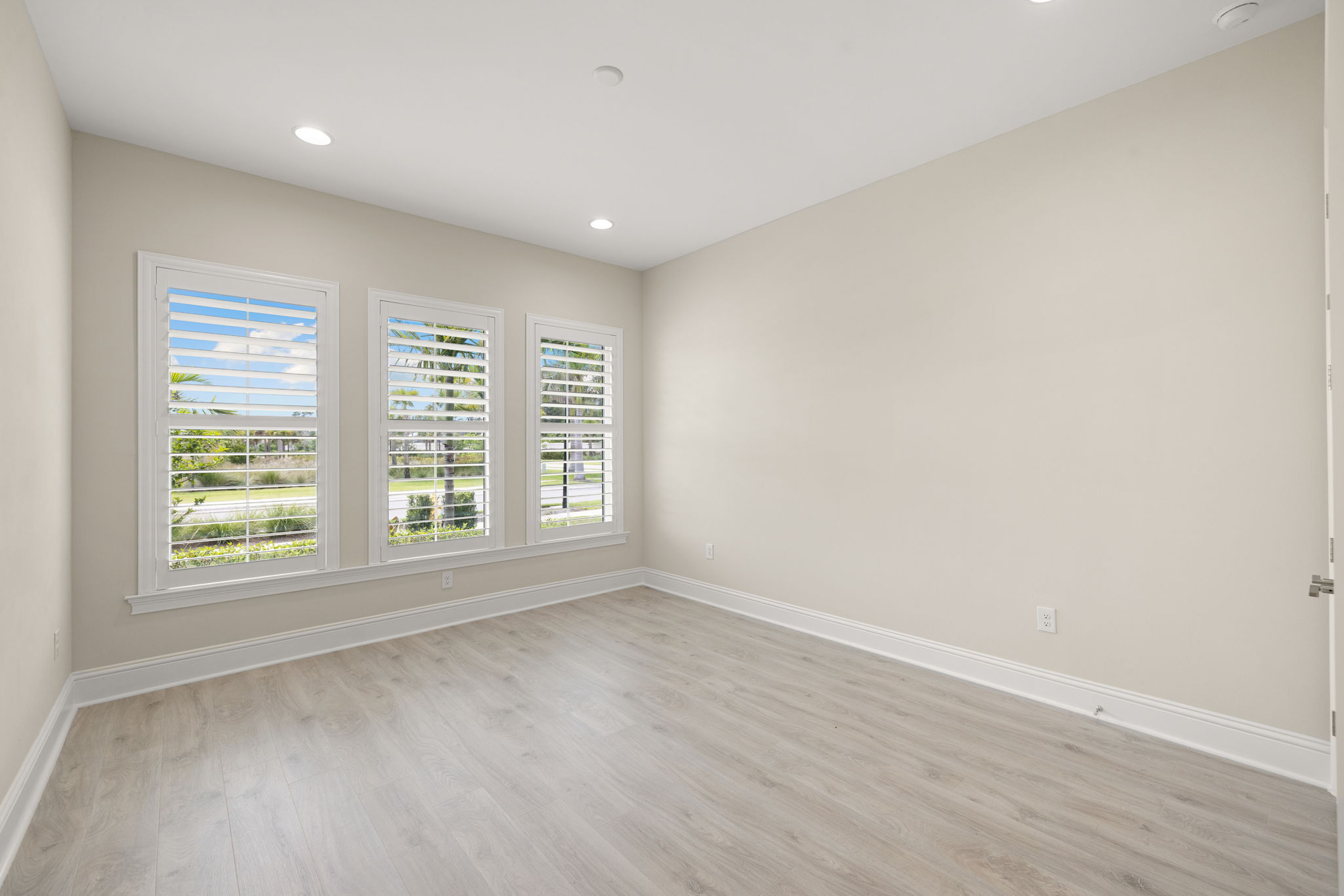 Front guest bedroom, plantation shutters