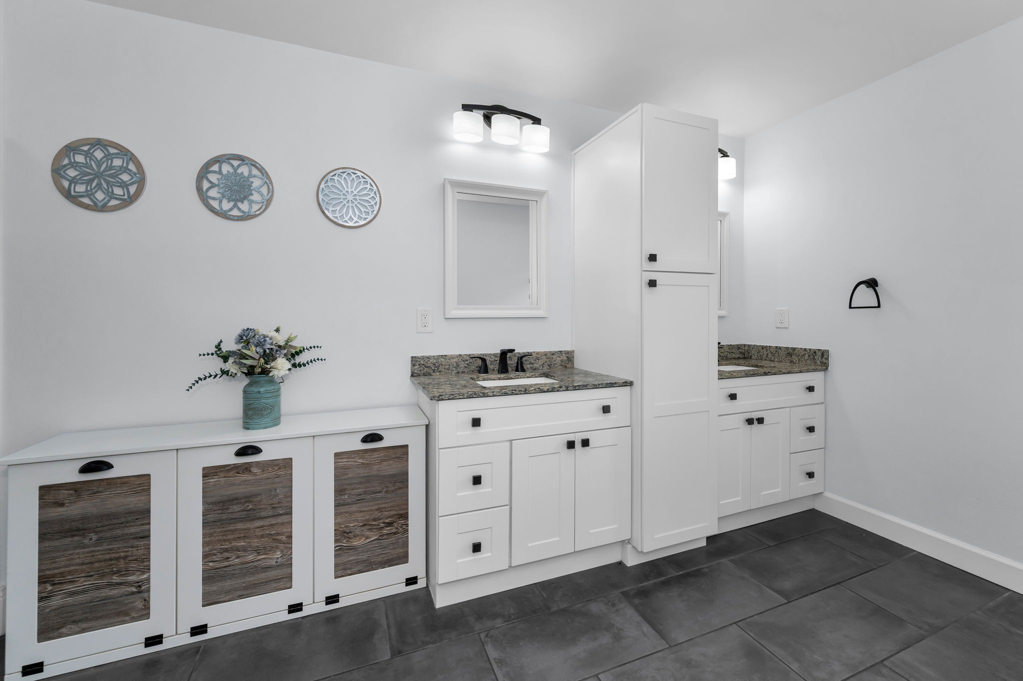 Master Bathroom1a