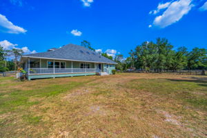 Front Exterior6