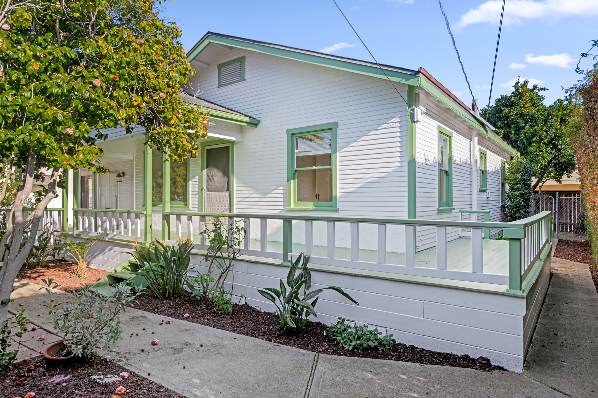 04-Front Porch