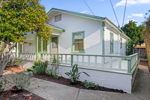 04-Front Porch