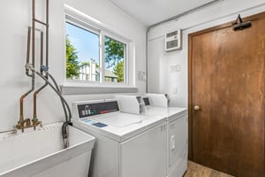 S Plum Grove Rd 208-0408-902.jpg