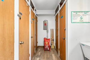 S Plum Grove Rd 208-0408-903.jpg