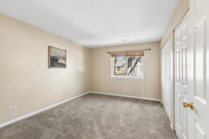 S Plum Grove Rd 208-S0408-021.jpg