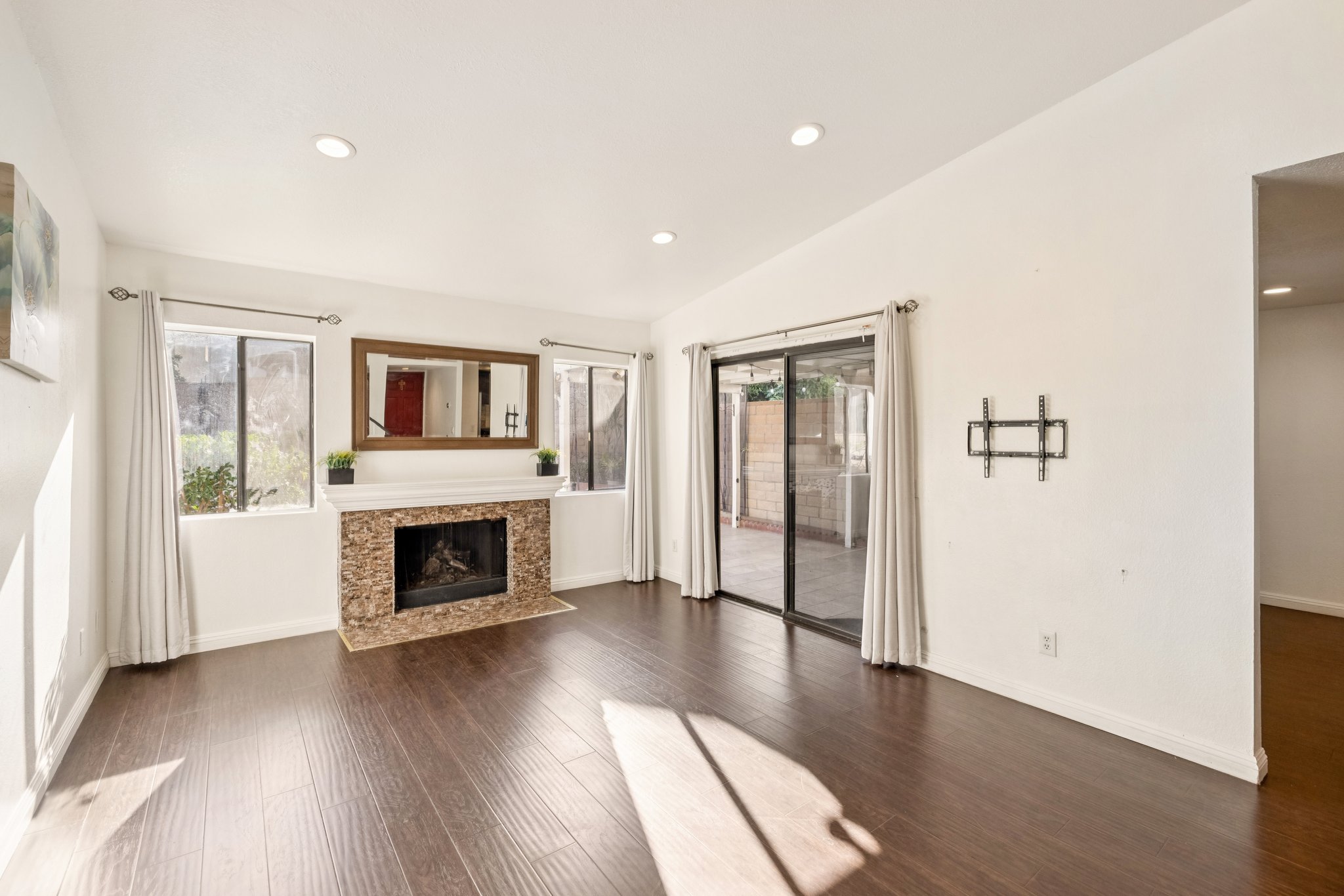 San Pablo Way-S2209-008.jpg