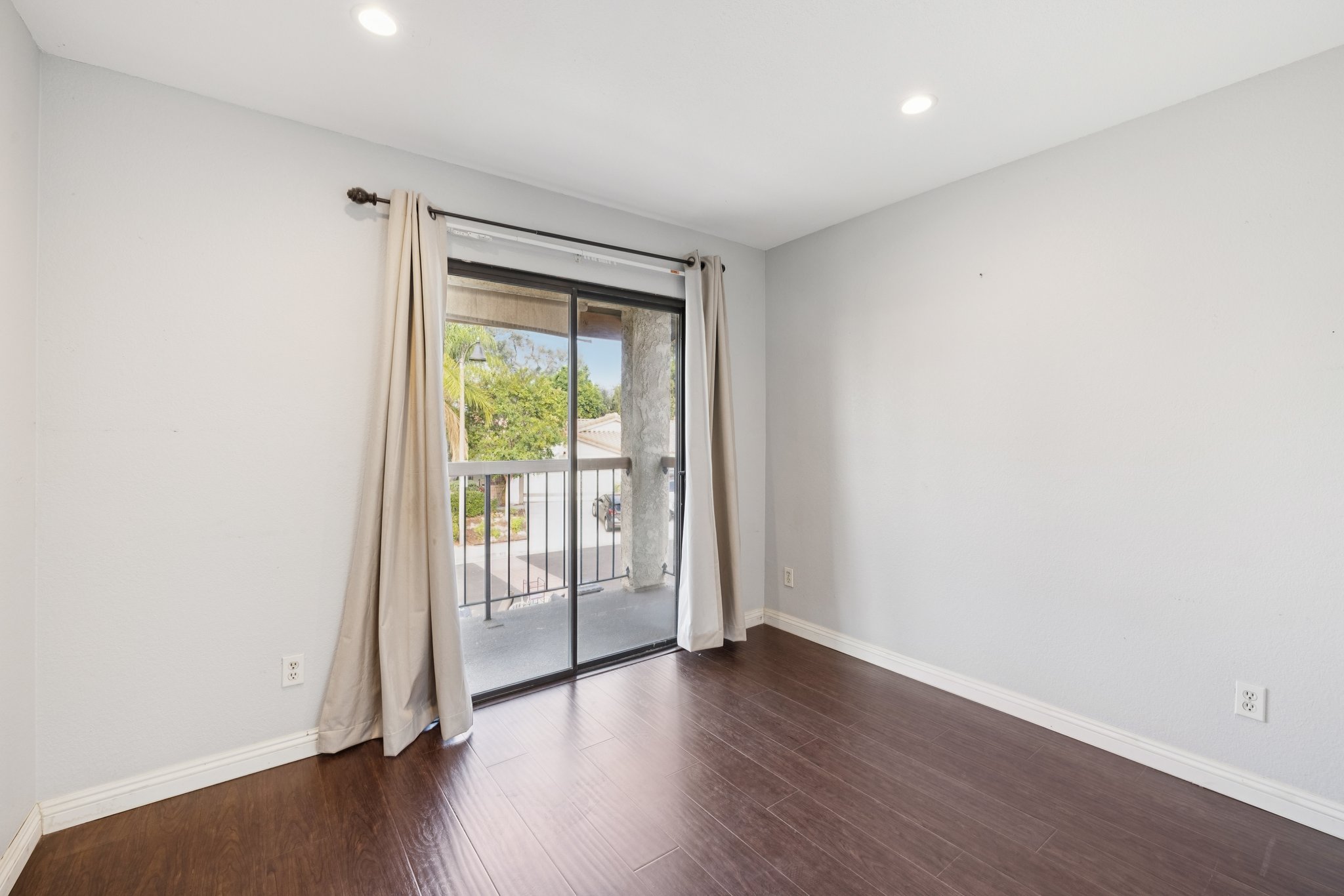 San Pablo Way-S2209-025.jpg