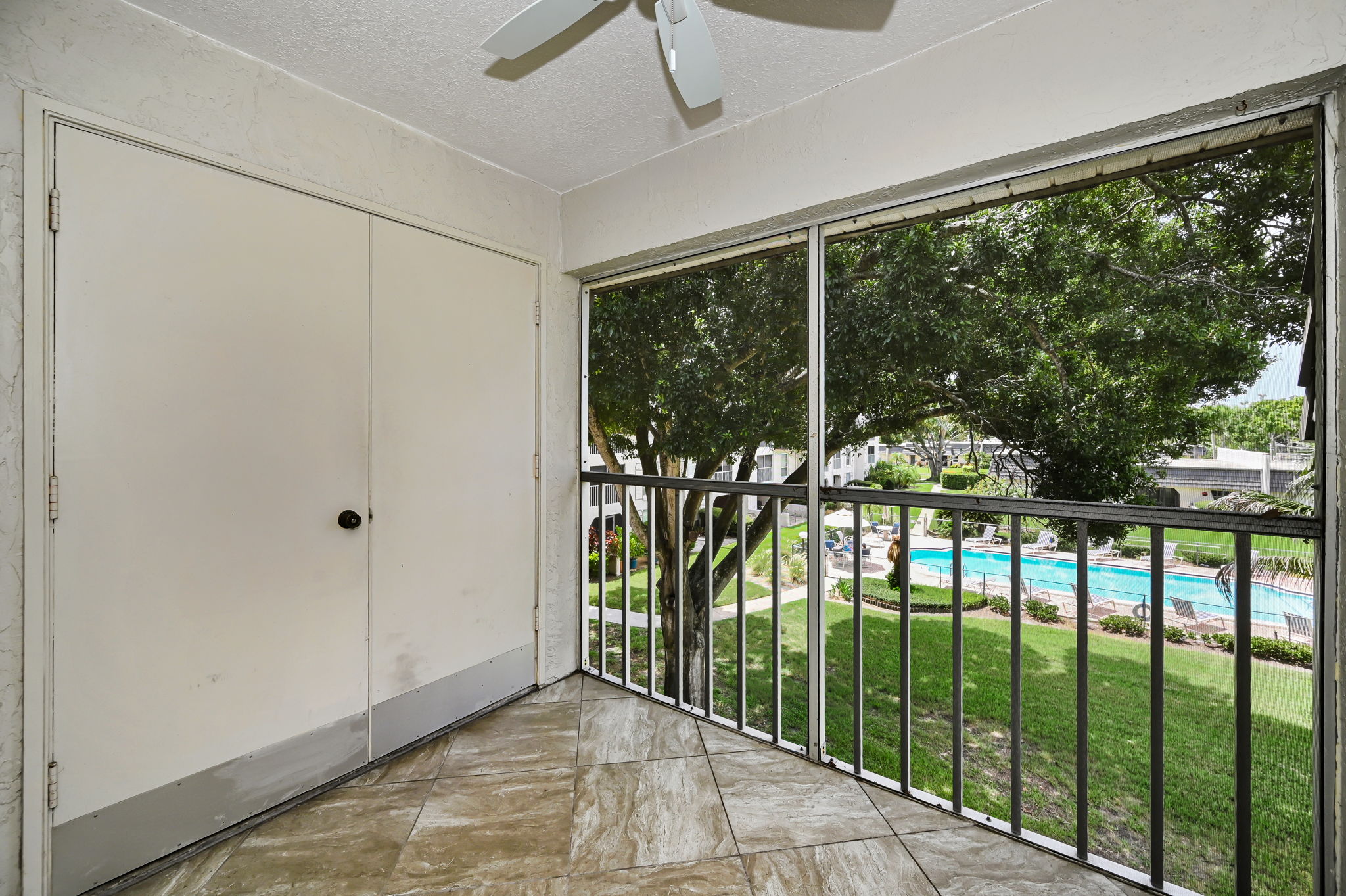 Balcony1