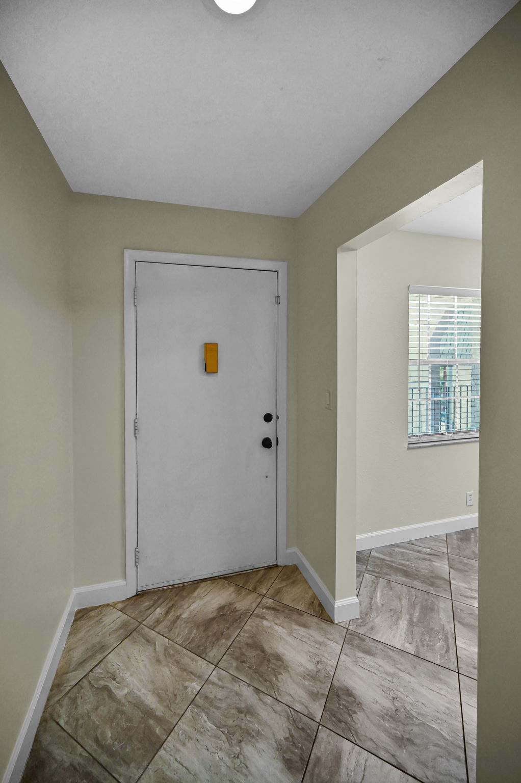 Foyer1a