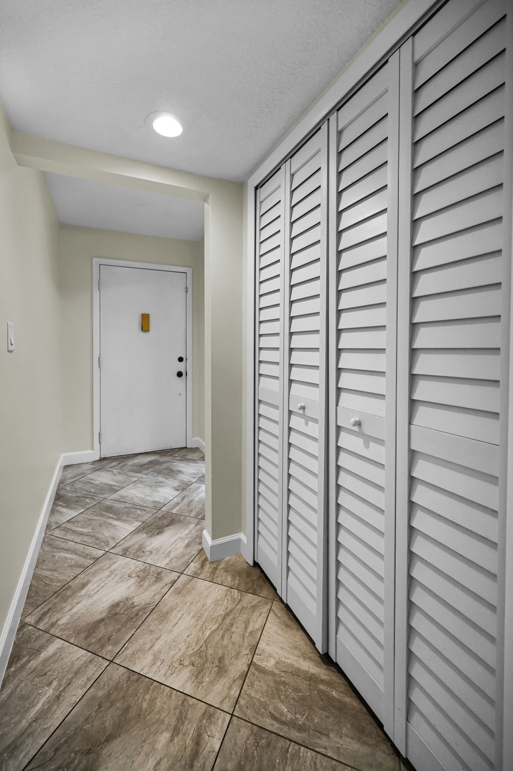 Foyer1b