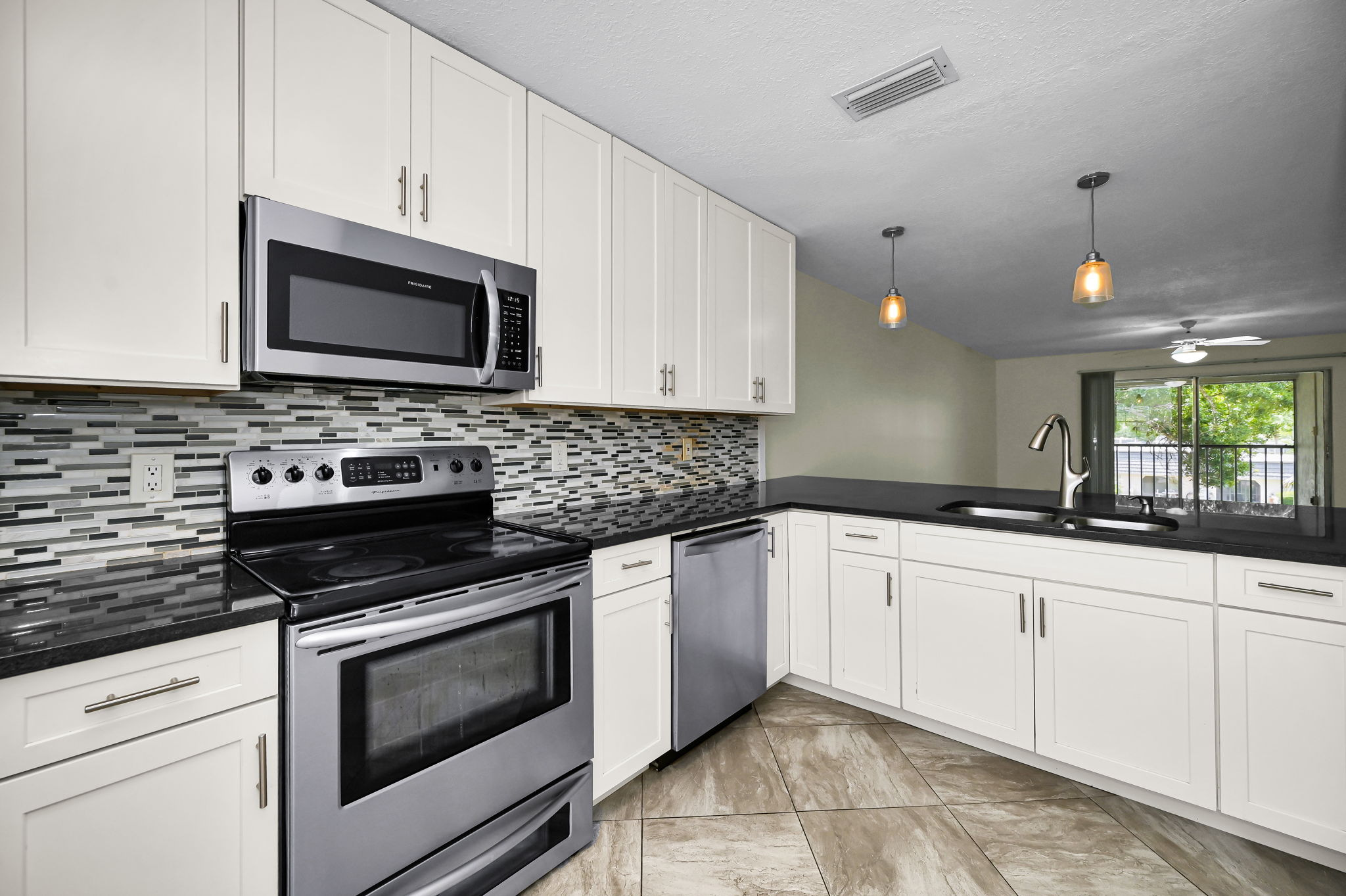 Kitchen8