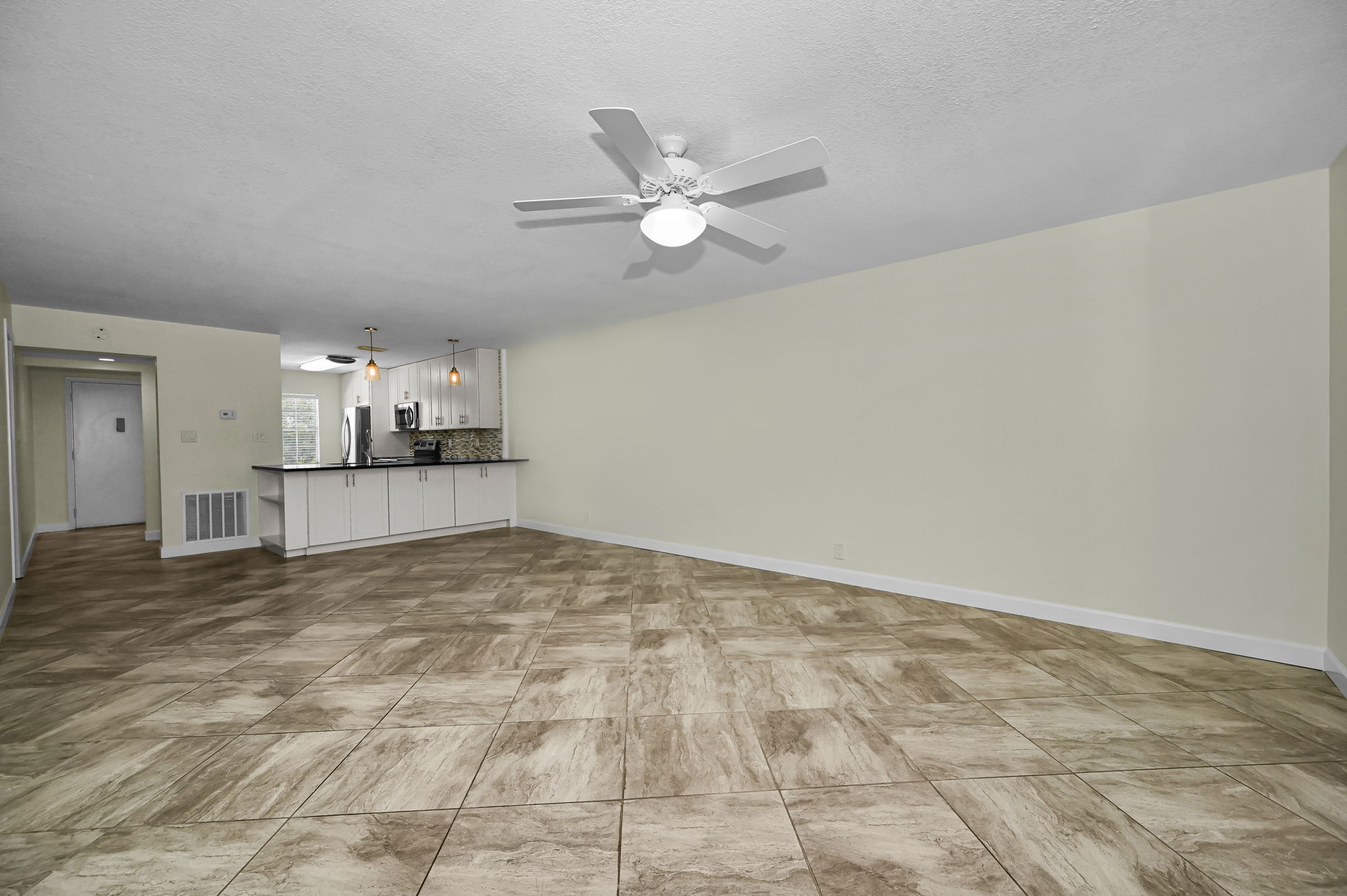 Living Room4