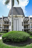 Front Exterior4
