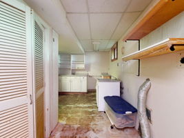  Photo 44
