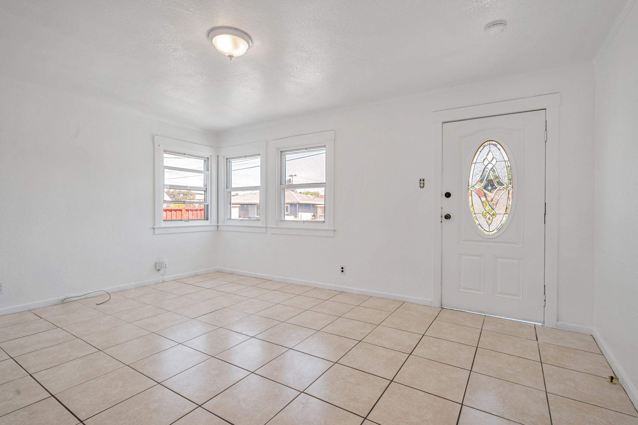 007_877 6th Ave  San Bruno