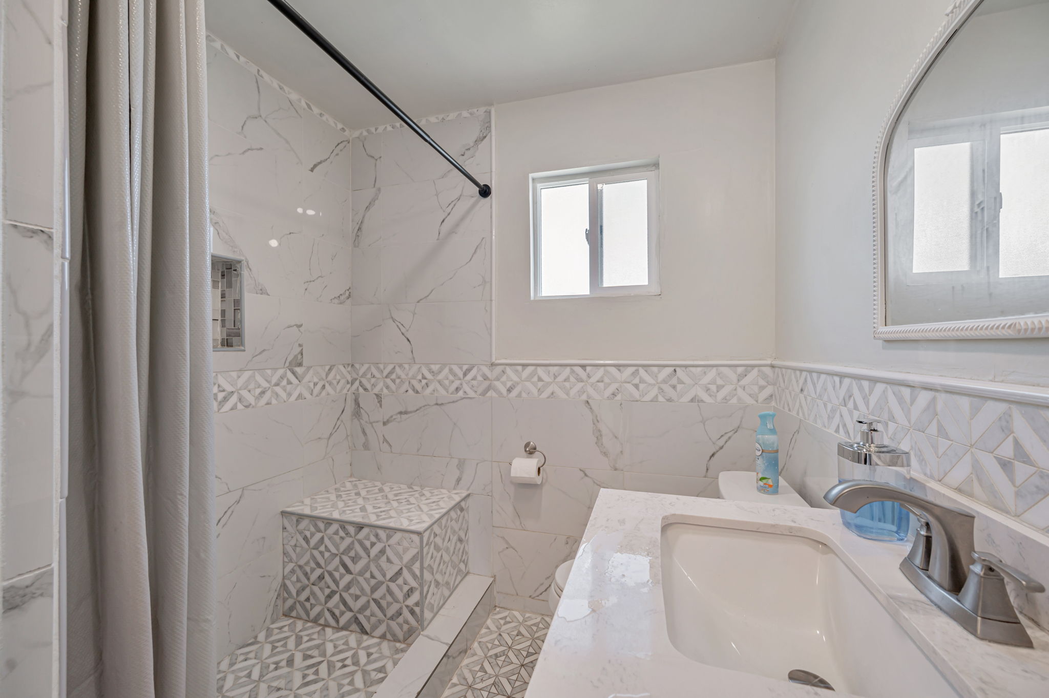 024_877 6th Ave  San Bruno