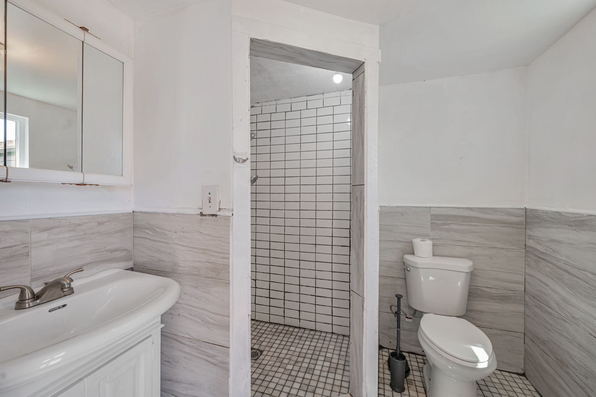 026_877 6th Ave  San Bruno