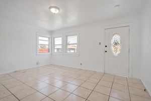 007_877 6th Ave  San Bruno