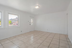 008_877 6th Ave  San Bruno