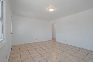009_877 6th Ave  San Bruno