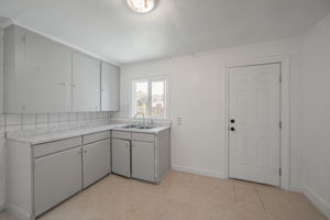 013_877 6th Ave  San Bruno
