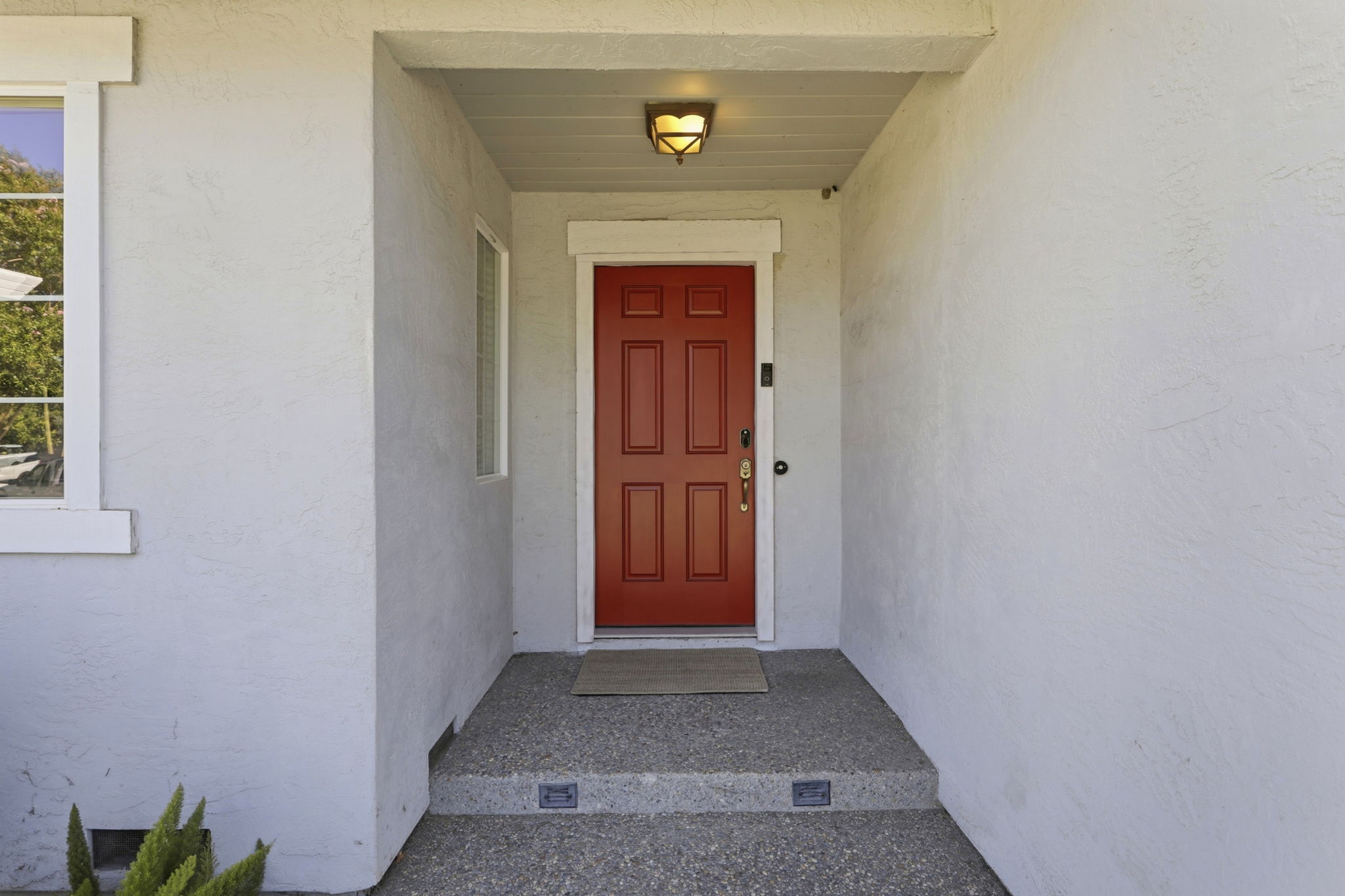 004_F8_877 Renton Ct