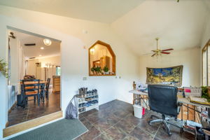  Photo 47