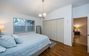 Primary Bedroom1b