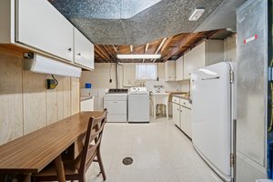  Photo 31
