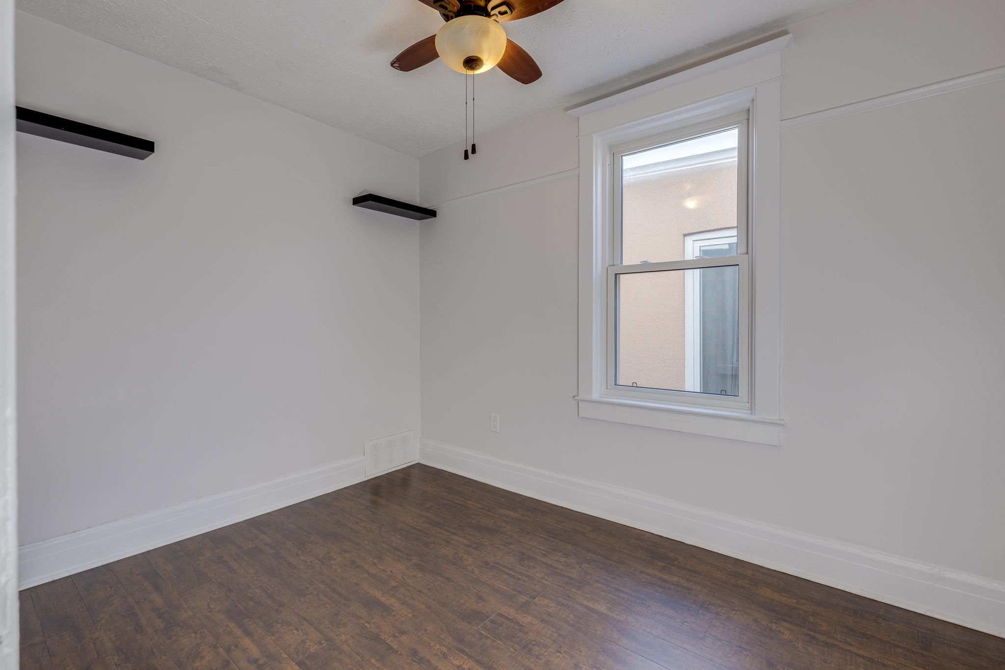 Toronto property showcase — delivered property photograph 17