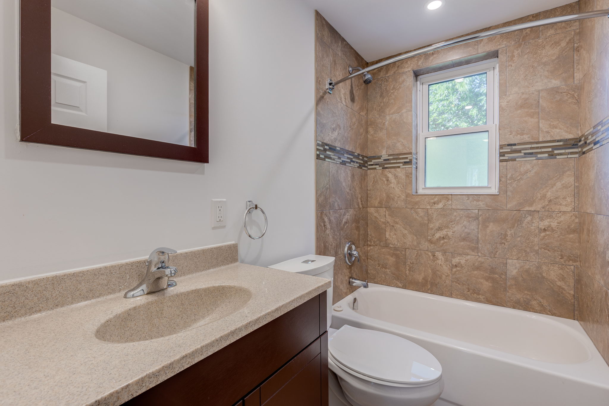 Toronto property showcase — delivered property photograph 23