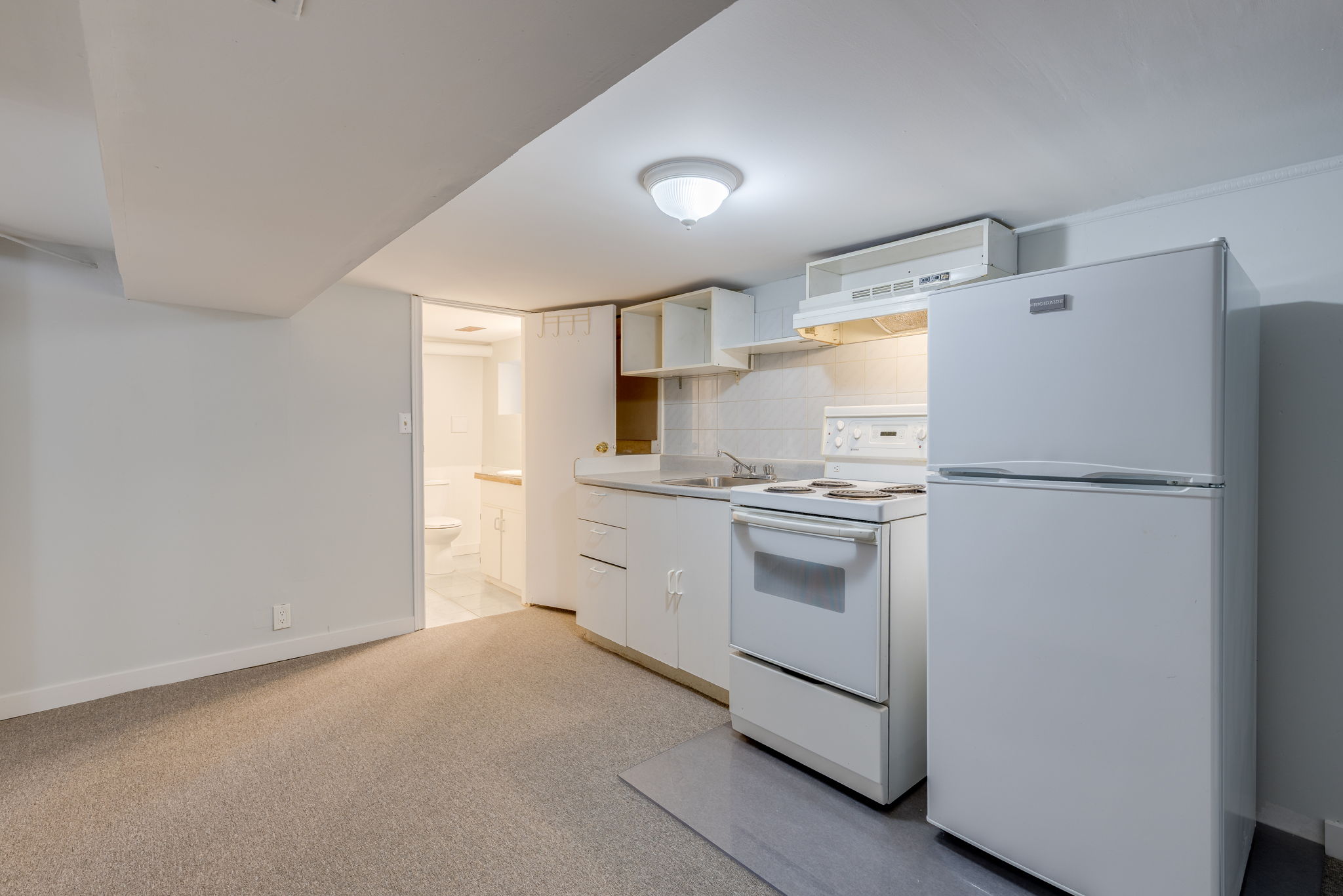 Toronto property showcase — delivered property photograph 26