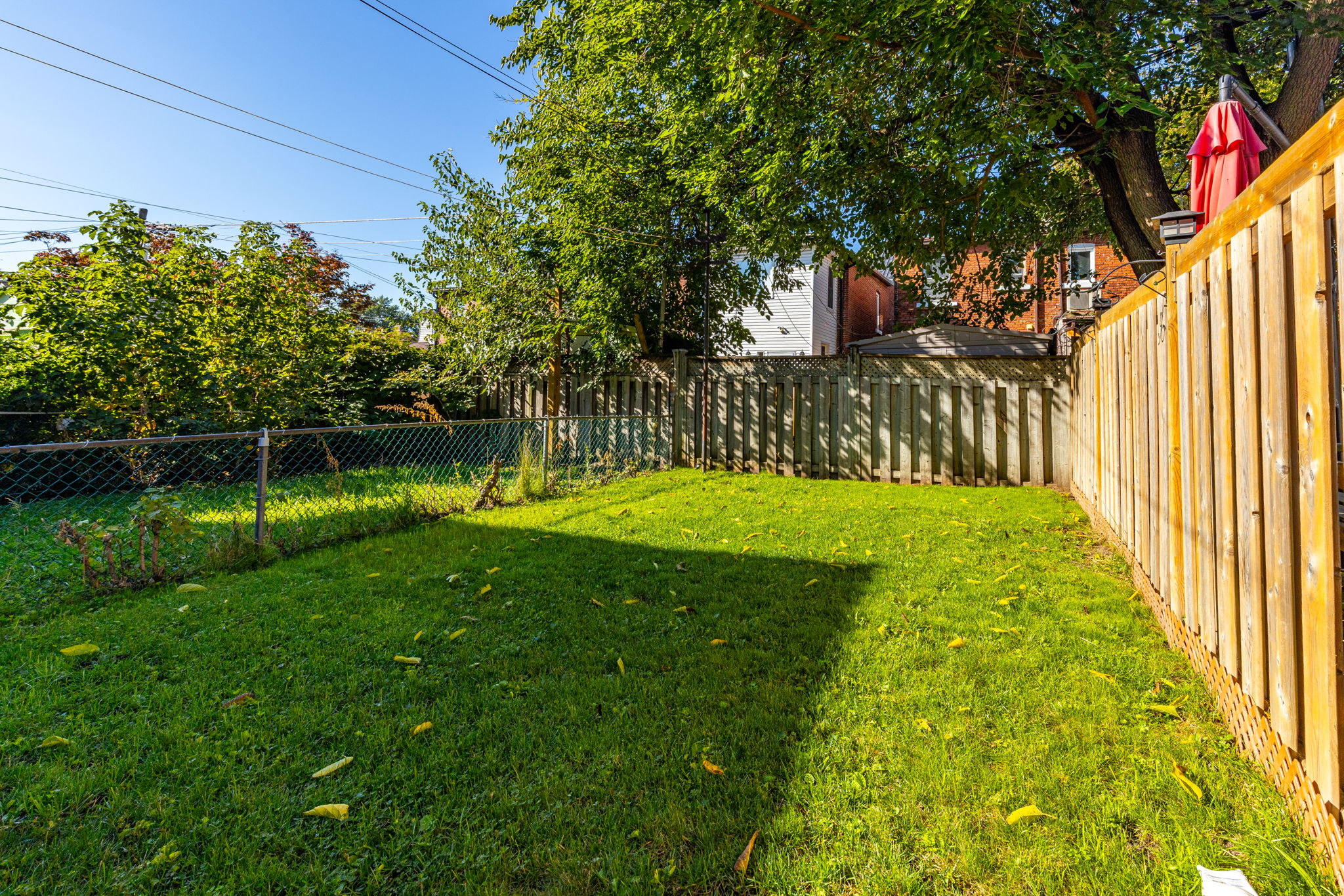 Toronto property showcase — delivered property photograph 38