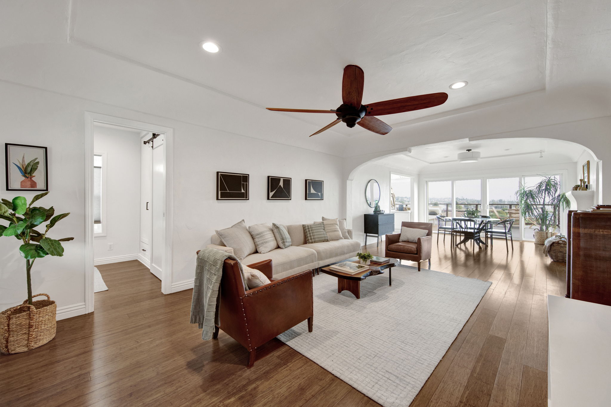 Living room coved ceilings plaster archway bamboo flooring 878 W 21st St