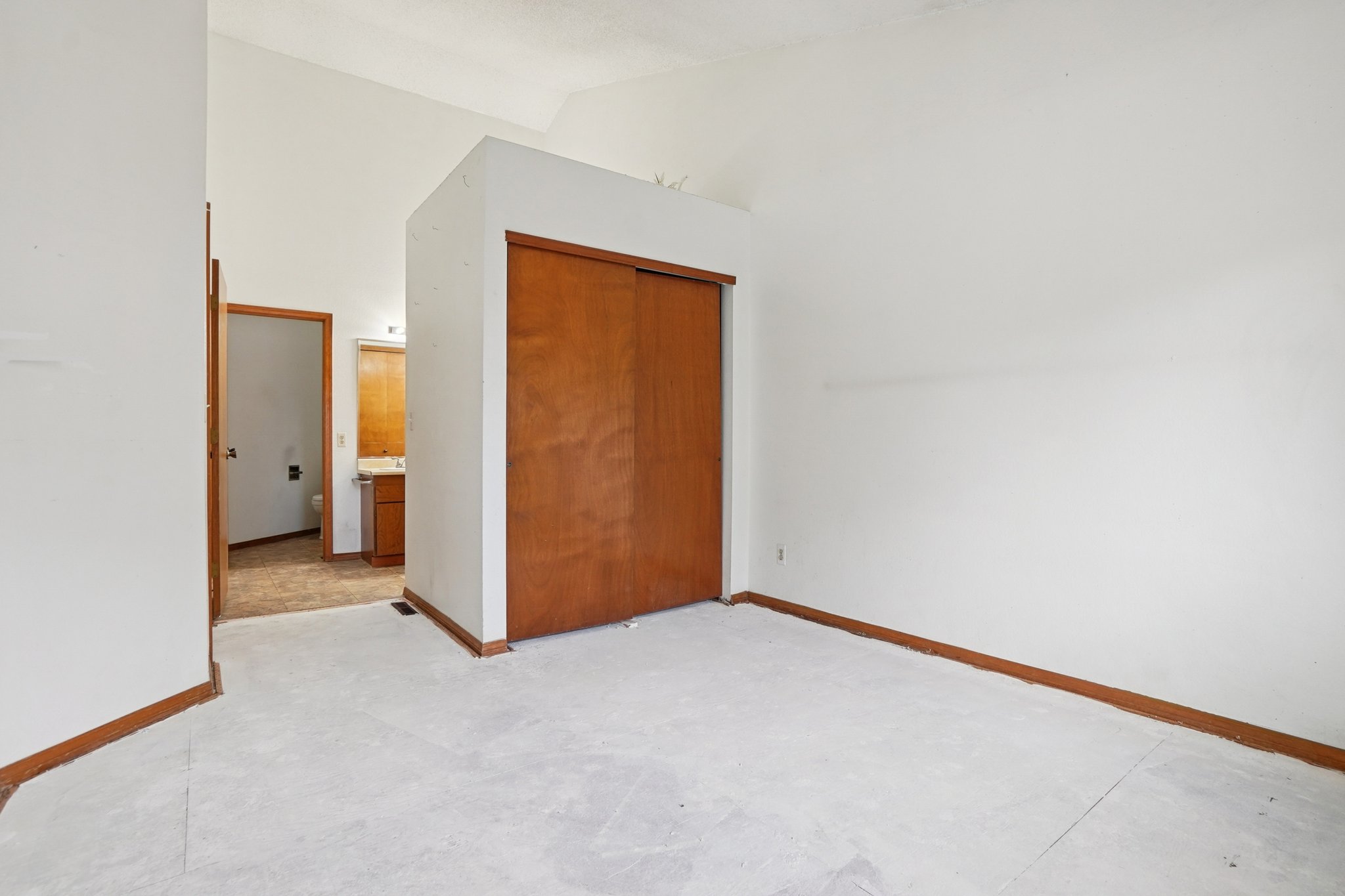 Allison Dr D-S1010-026.jpg