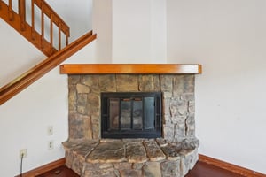 Allison Dr D-S1010-009.jpg