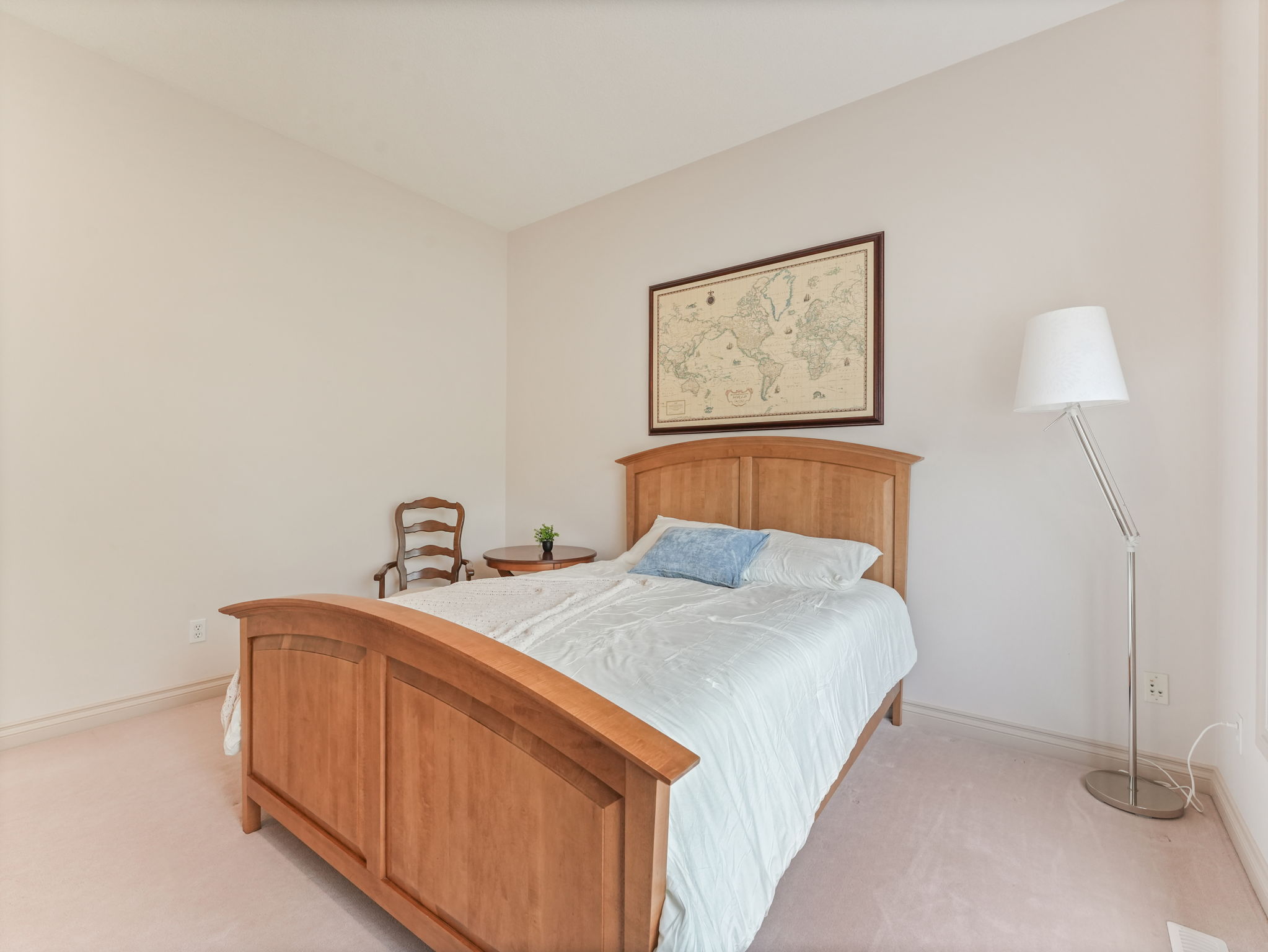  Photo 51