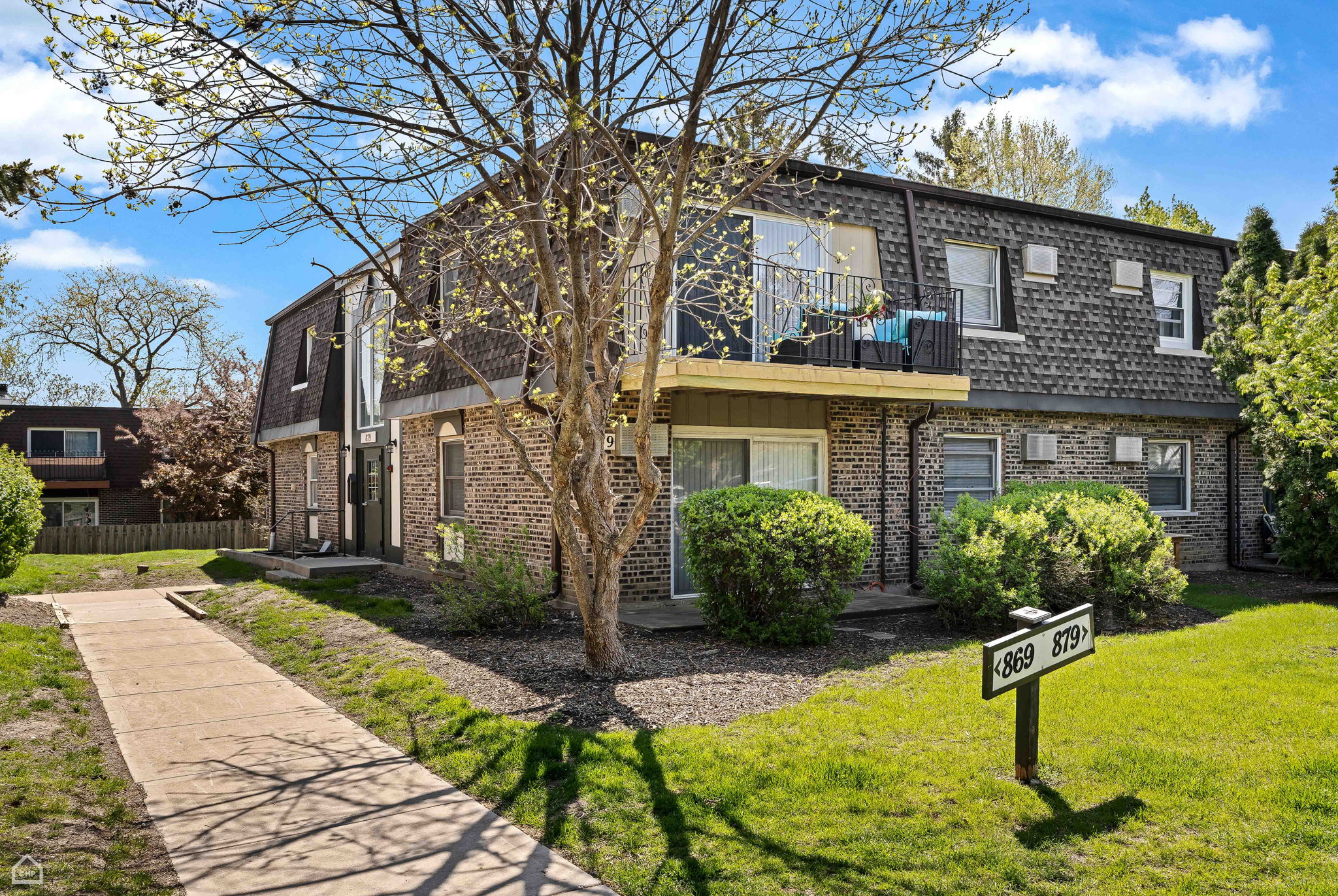 Charming one bed, one bath home. Great for you to live in, or invest for rental income