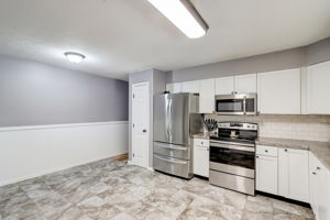 Surrey Dr-017