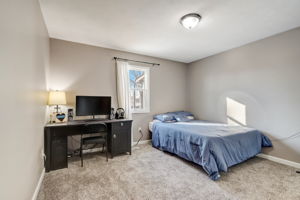 Surrey Dr-032