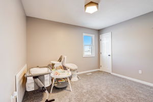 Surrey Dr-025