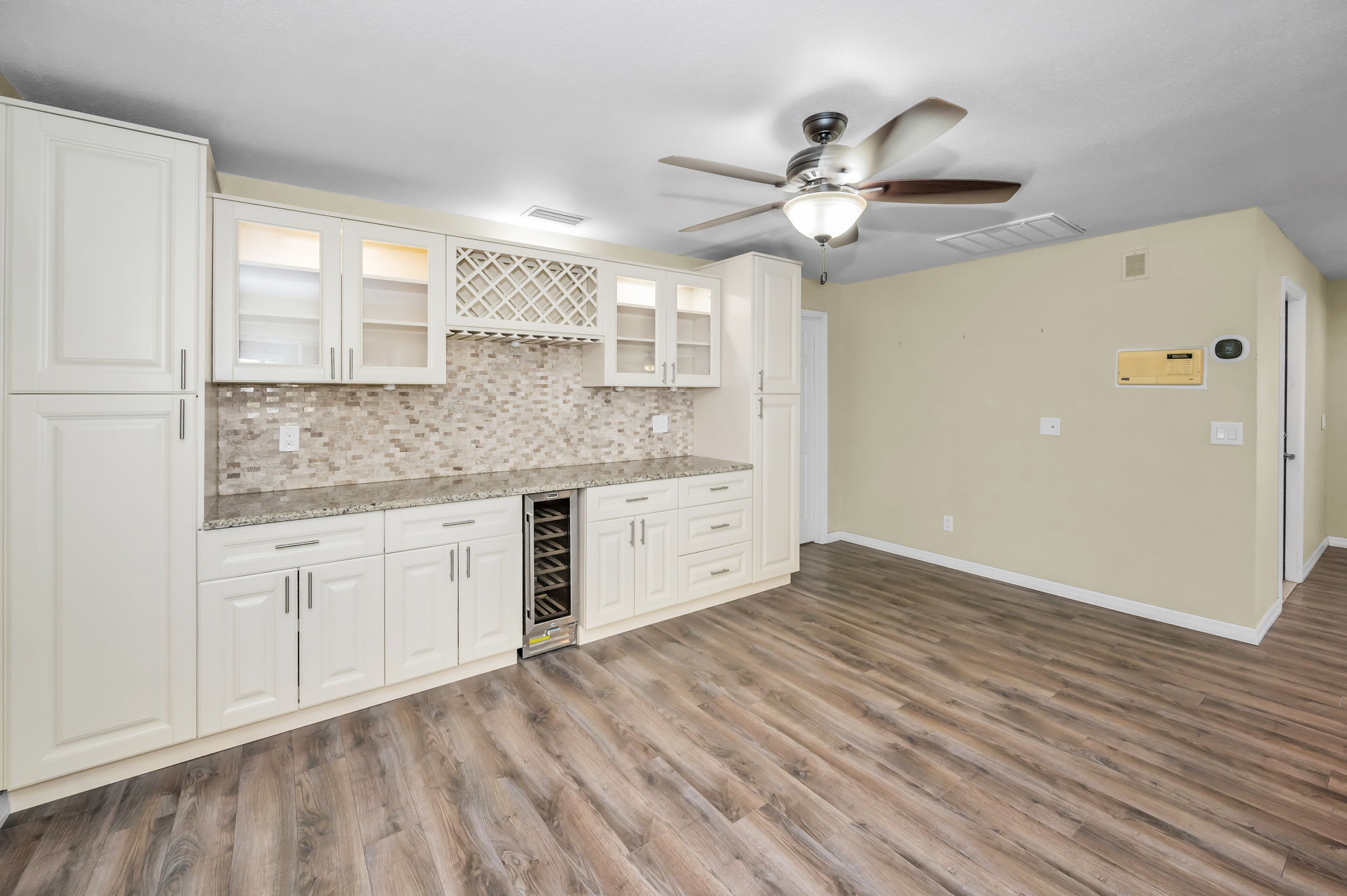 Dining Room4