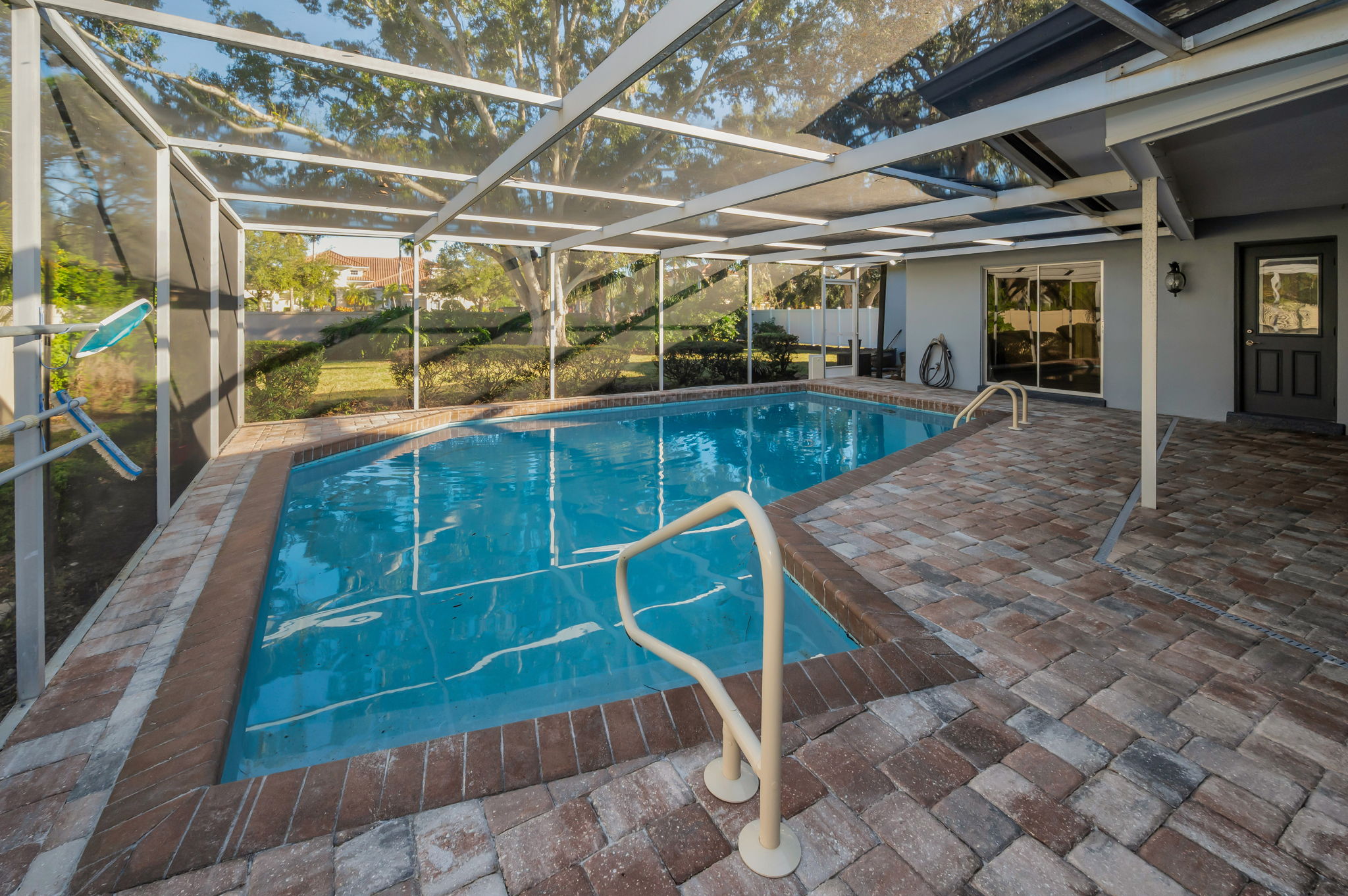 Pool2