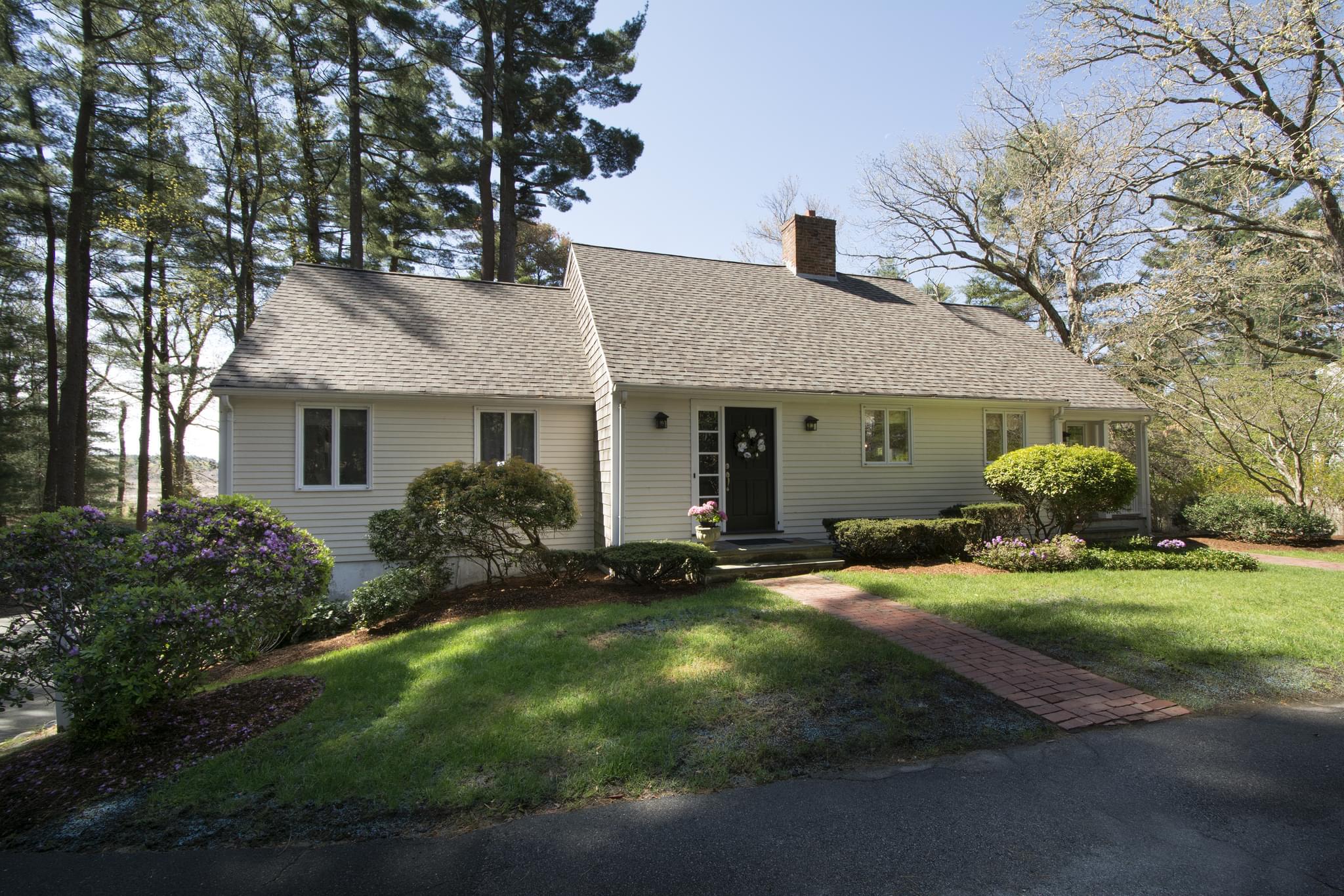 88 Brigantine Cir, Norwell, MA 02061 Tom Sheehan Photography