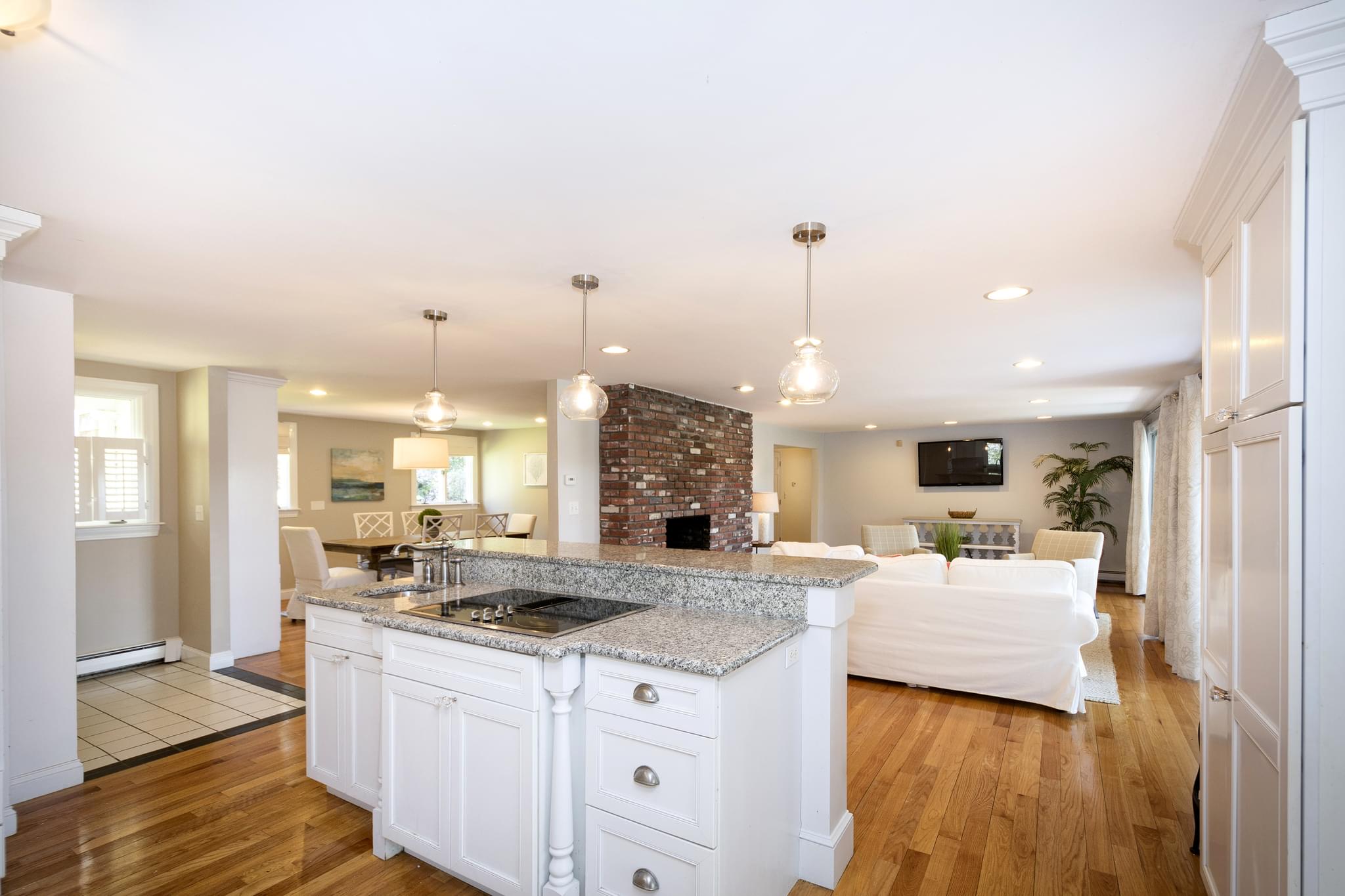 88 Brigantine Cir, Norwell, MA 02061 Tom Sheehan Photography