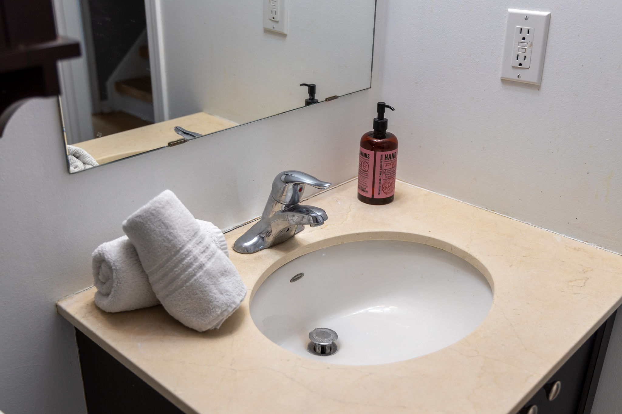 Toronto property showcase — delivered property photograph 26