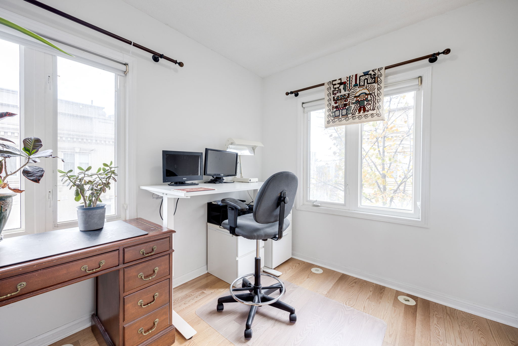 Toronto property showcase — delivered property photograph 19