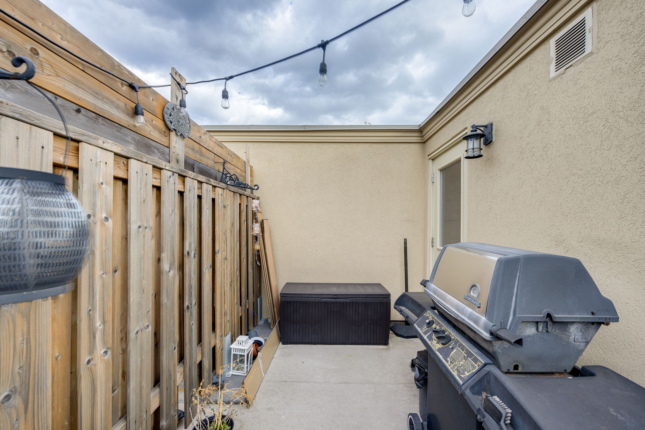 Toronto property showcase — delivered property photograph 34