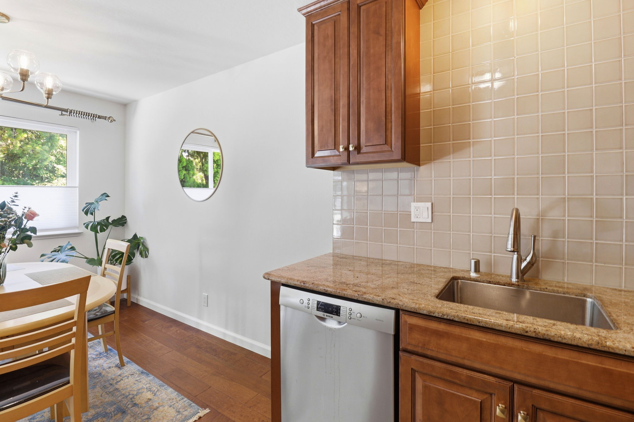 009_F8_88 Claremont Ave 8